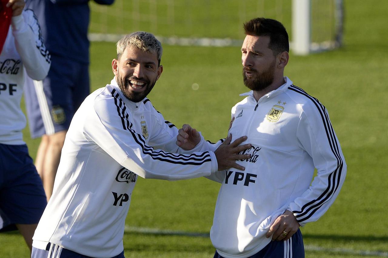 Messi and Aguero trainning Argentine soccer team in Palma de Mallorca
