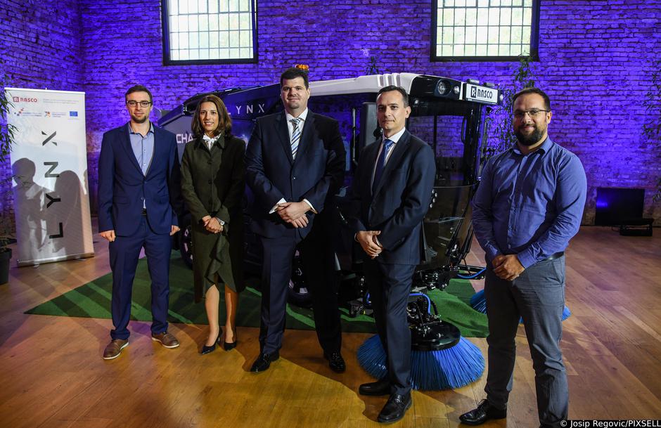 Zagreb: Predstavljeno ekološko vozilo budućnosti kompanije Rasco 