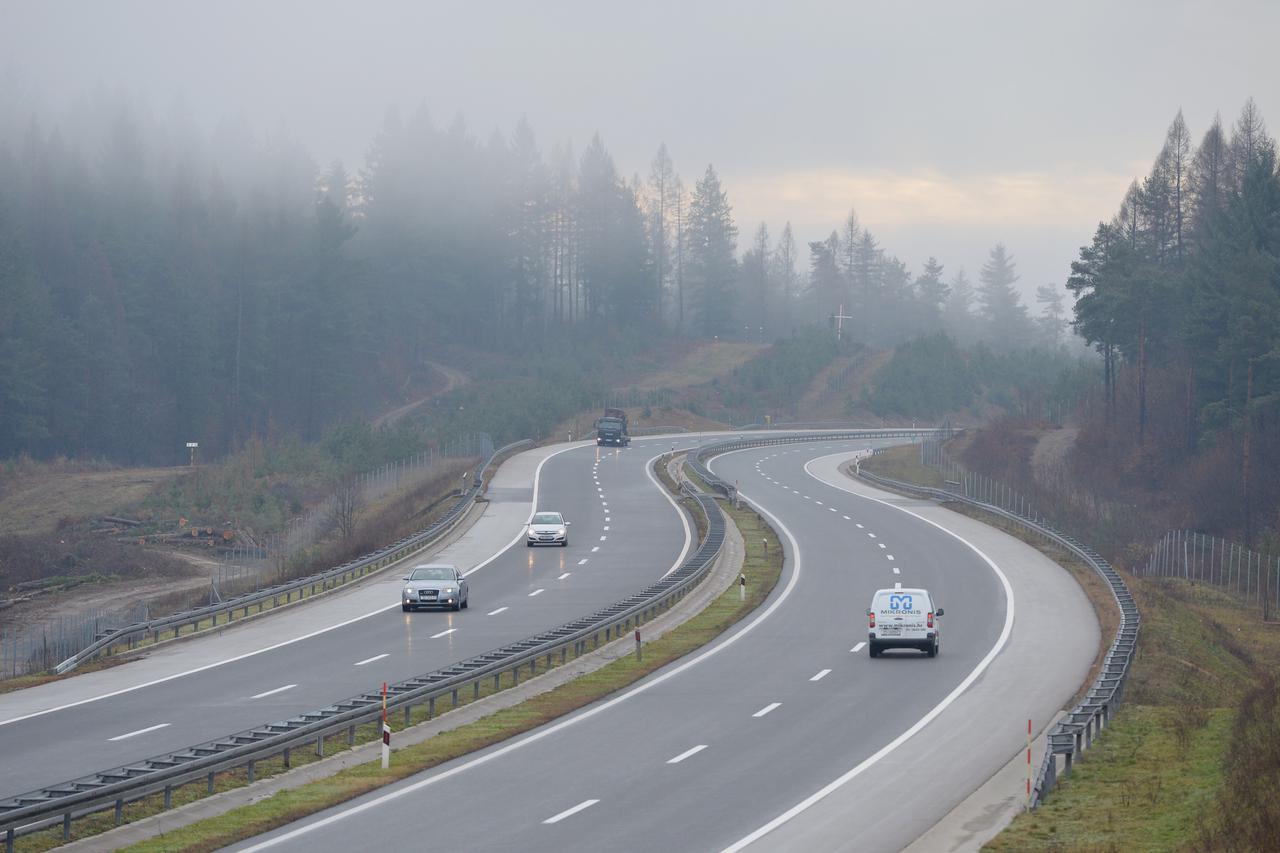 Ogulin: Autocesta A1 - Zagreb - Split