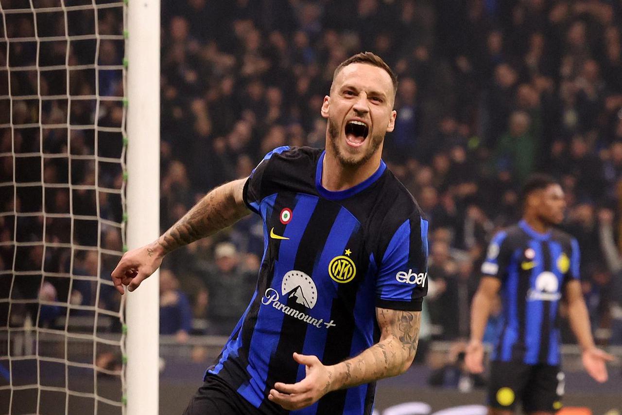 Champions League - Round of 16 - First Leg - Inter Milan v Atletico Madrid