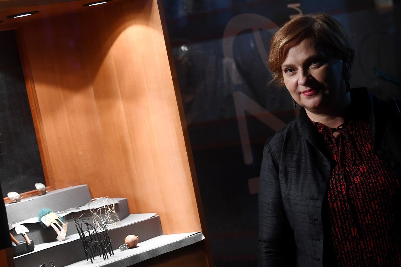 Zagreb: Izložba unikatnog umjetničkog nakita autorice Božice Petković