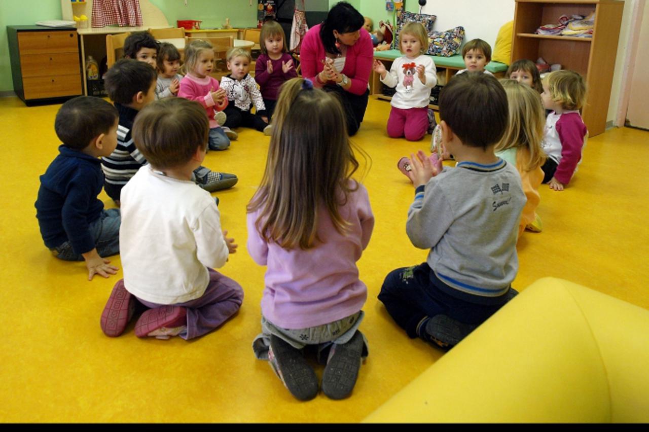 '24.01.2012., Zagreb - Jaslicka djeca u djecjem vrticu Botinec uce talijanski jezik kroz igru i ples. Photo: Borna Filic/PIXSELL'