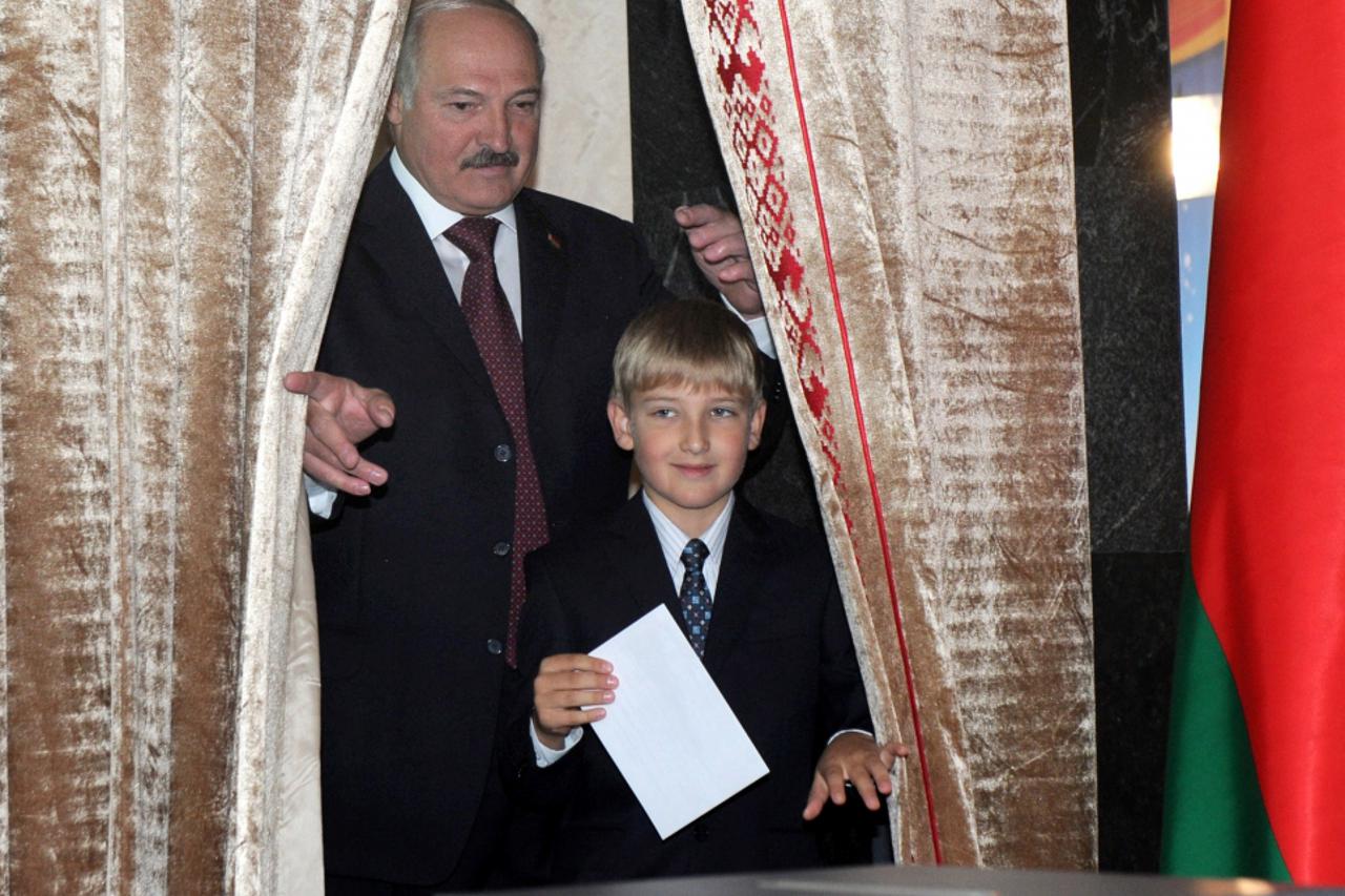Bjelorusija, Lukašenko i sin, izbori (1)