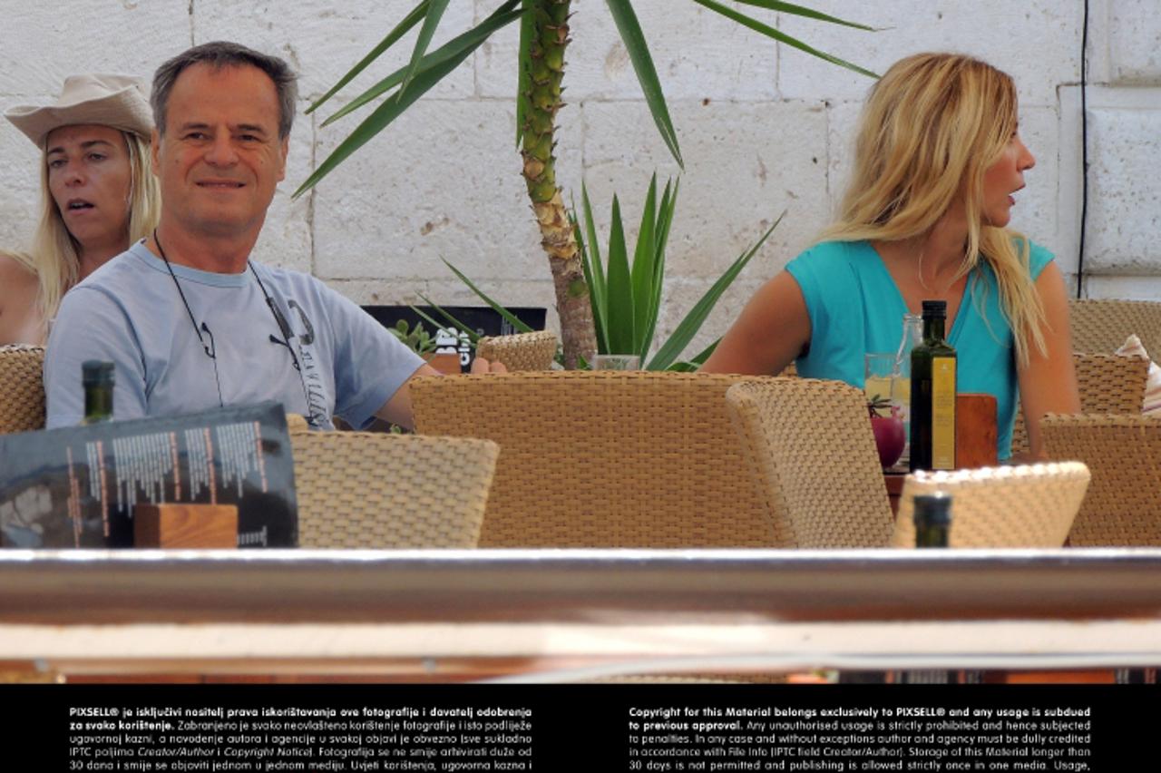 '25.08.2013., Hvar - Glumac Zarko Radic odmara u Hvaru.  Photo: Dalibor Urukalovic/PIXSELL'