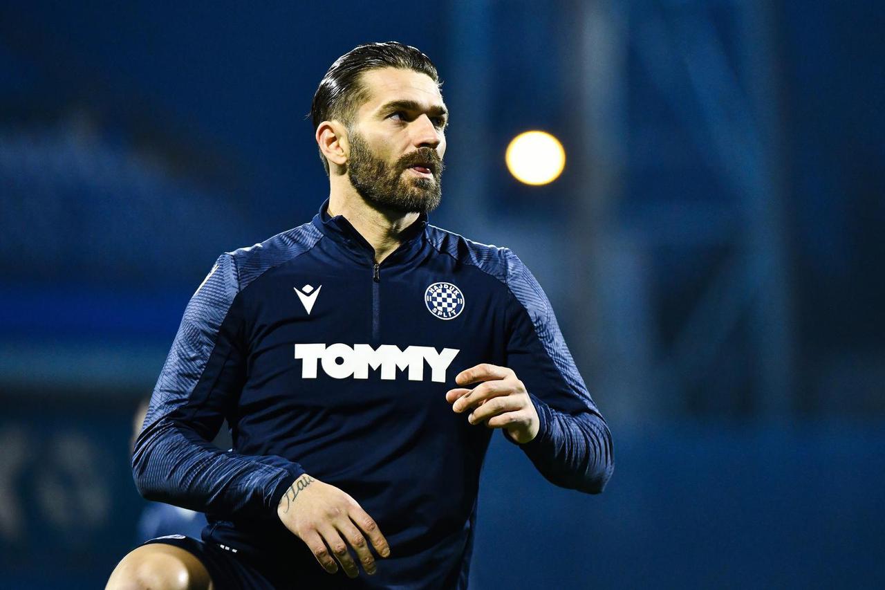 Zagreb: Zagrijavanje prije početka utakmice Dinamo - Hajduk