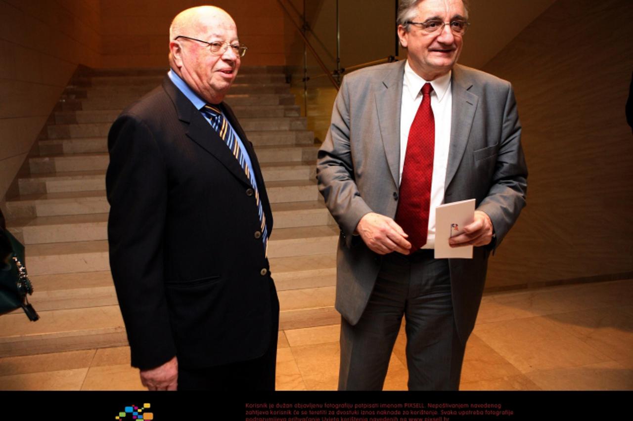 '24.02.2010., Split - Humanitarna vecera za hrvatske generale u hotelu Lav. Zdravko Tomac i Miroslav Tudjman.  Photo: Nino Strmotic/PIXSELL'