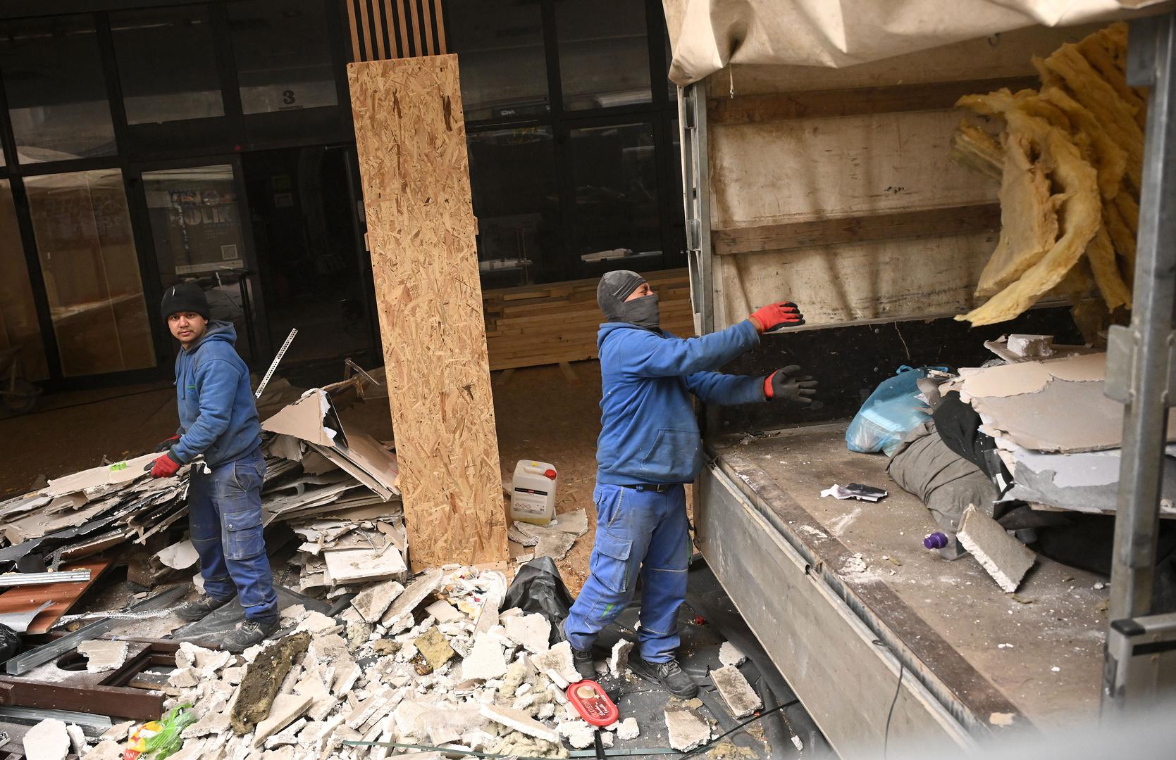 Završetak radova planiran je do kraja 2027. godine, kada bi obnovljeno kino trebalo dobiti novu multimedijalnu opremu, uređeni interijer i suvremene tehničke sustave.