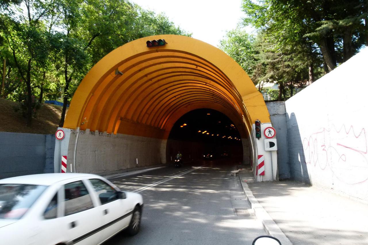 Split: Motociklist poginuo na izlazu iz Marjanskog tunela