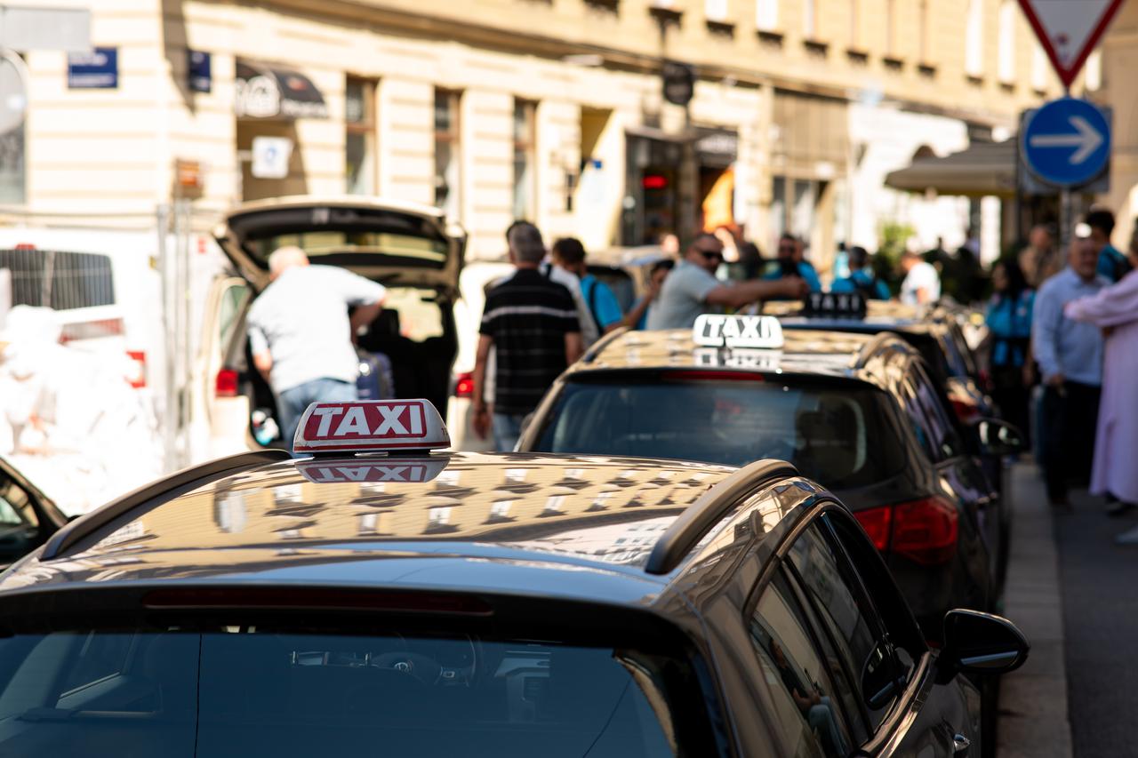 Zagreb: Reportaža o taksistima
