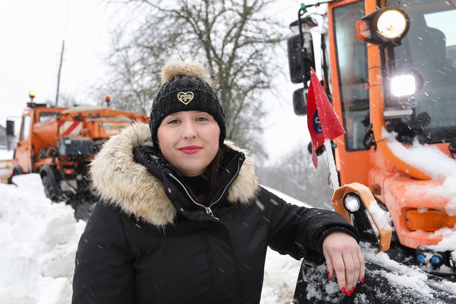 Obilan snijeg otežava život stanovnika Žumberka