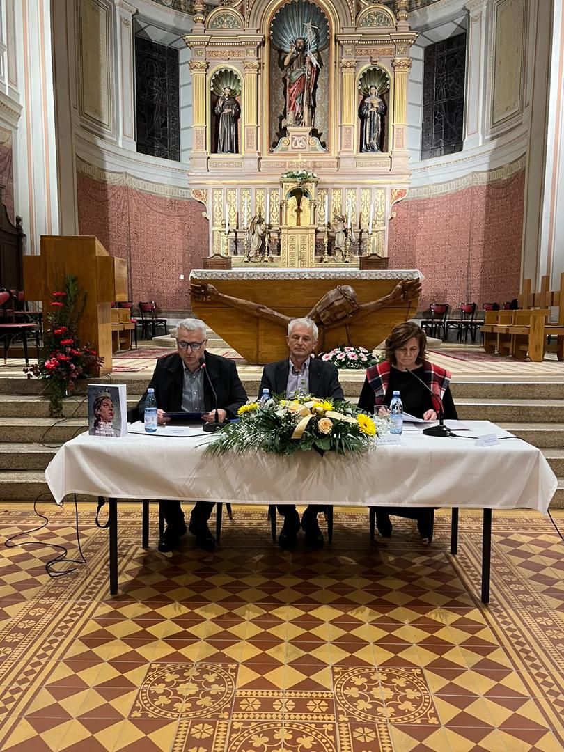 Zbornik su predstavili njegovi urednici, dr. sc. Anto Ivić i prof. dr. sc. Dijana Pinjuh s Filozofskoga fakulteta Sveučilišta u Mostaru, dok je program moderirao Miroslav Landeka