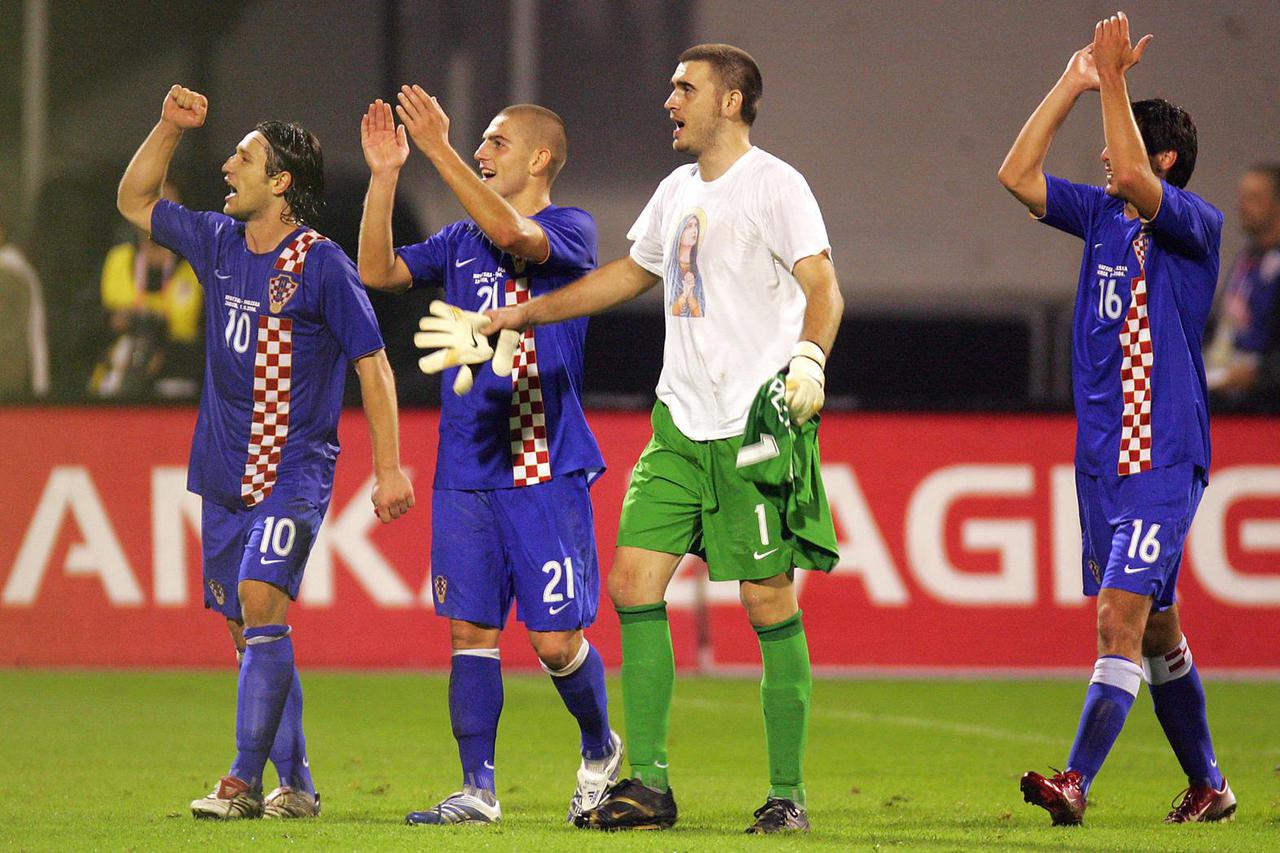 ARHIVA - Zagreb: Vatreni i "maksimirska krtica" srušili su Englesku prije 17 godina - 2006.