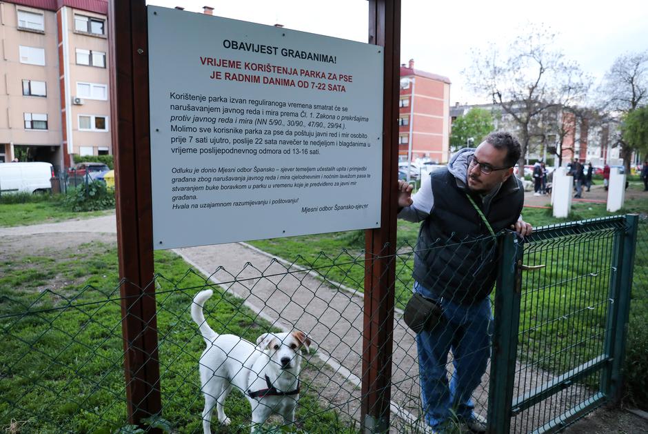 Zagreb: Park za pse u Španskom uskoro će biti srušen