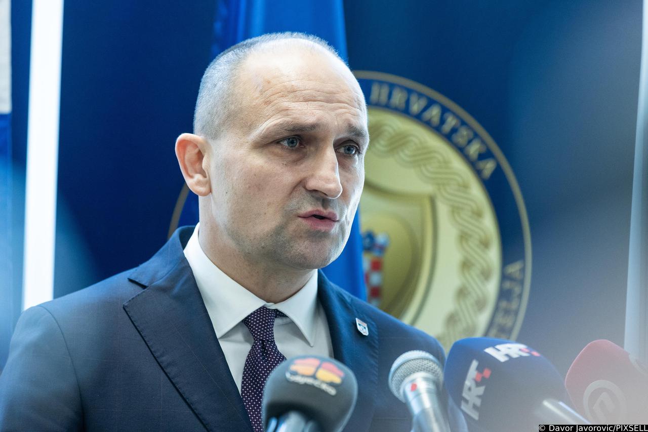 Osijek: Svečano otvoren Regionalni centar veterana za savjetodavnu i psihosocijalnu podršku iz Domovinskog rata