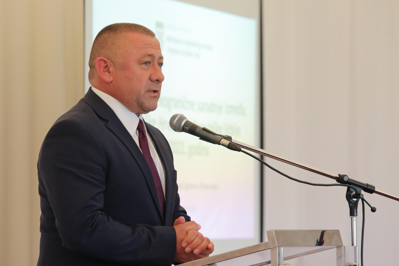 U Iloku svečano uručeni ugovori o suradnji između Hrvatske i Republike Srbije