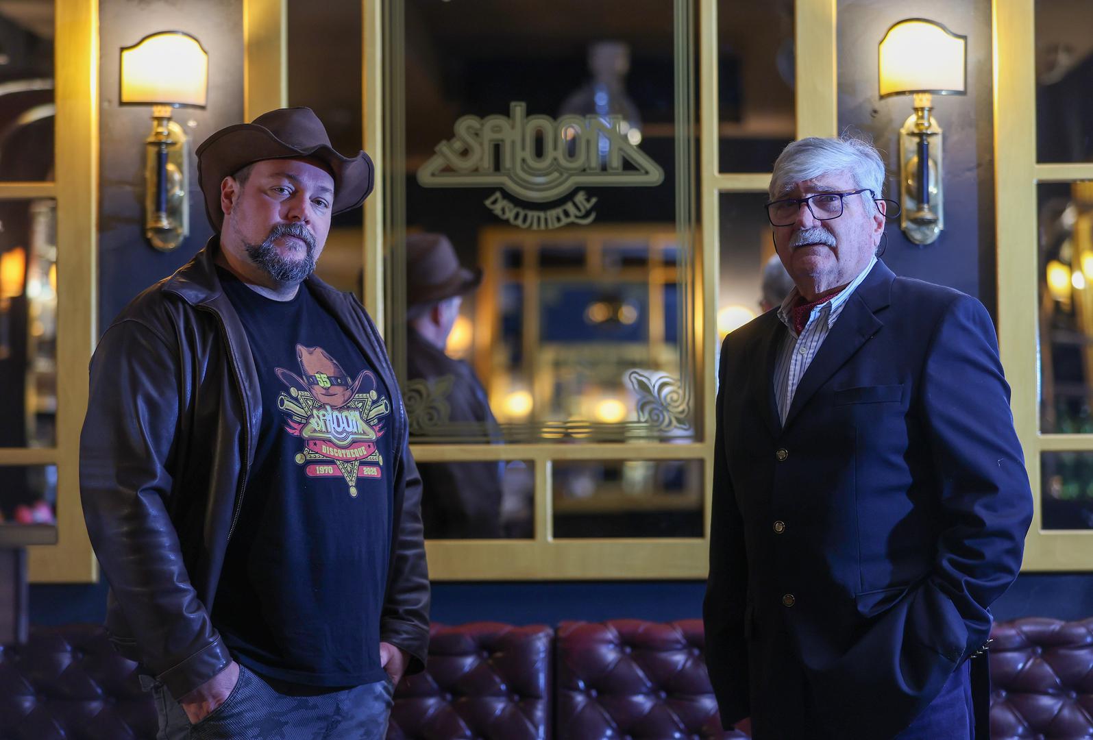 "Mi klub možemo otvoriti već sutra. Ali čekamo jedan potpis. I nikako da ga dočekamo"