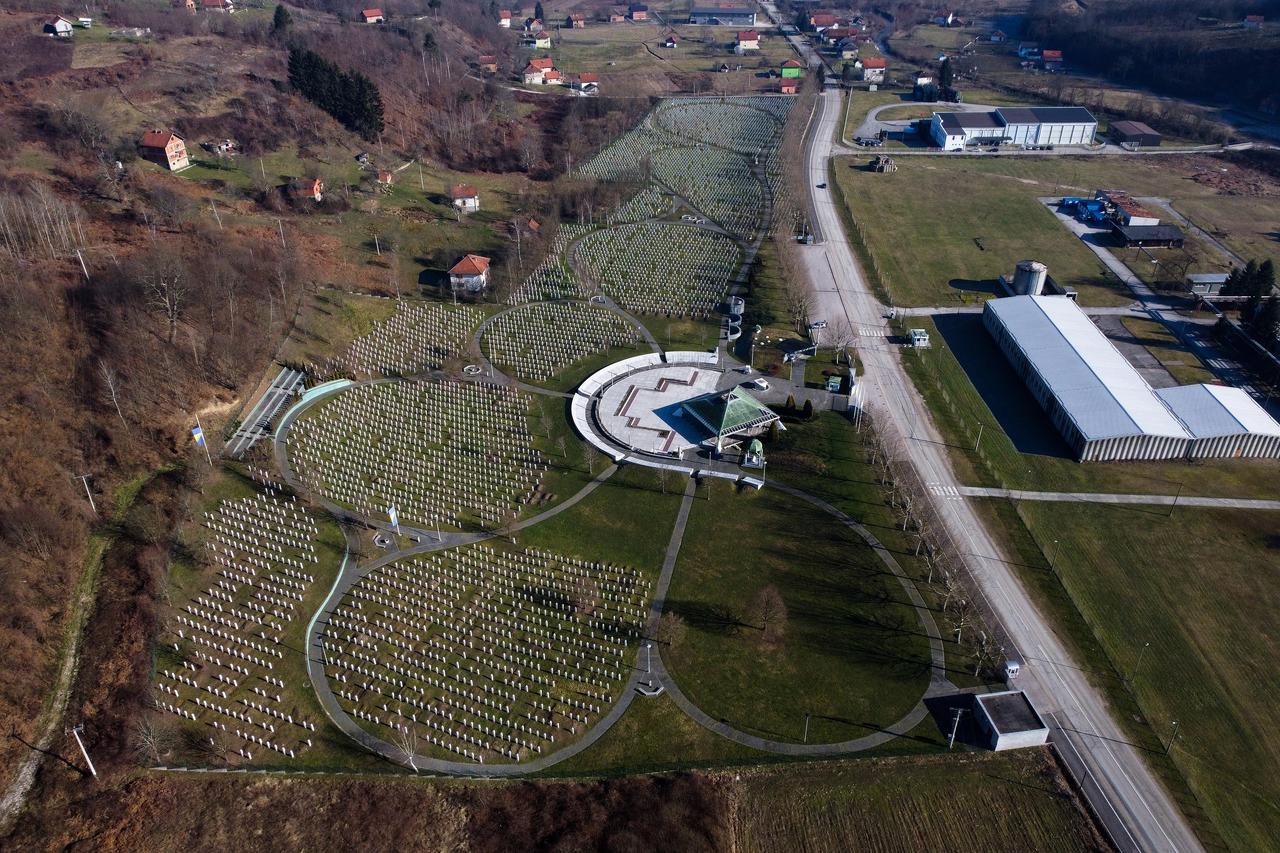 Memorijalni centar Srebrenica - Potočari