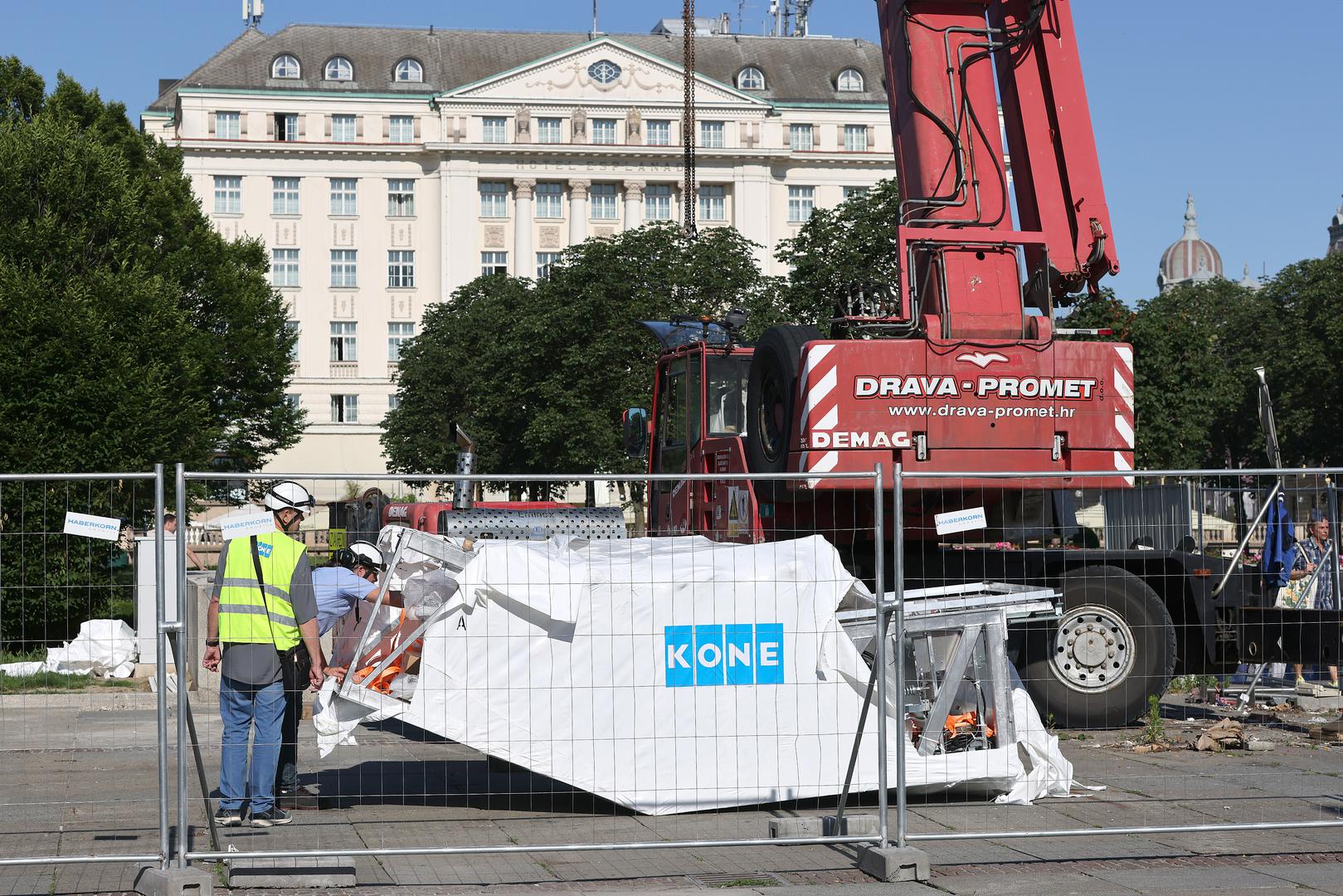 Od popravka su, međutim, odustali, pa su lani pokrenuli nabavu za nabavku i ugradnju posve novog eskalatora. 