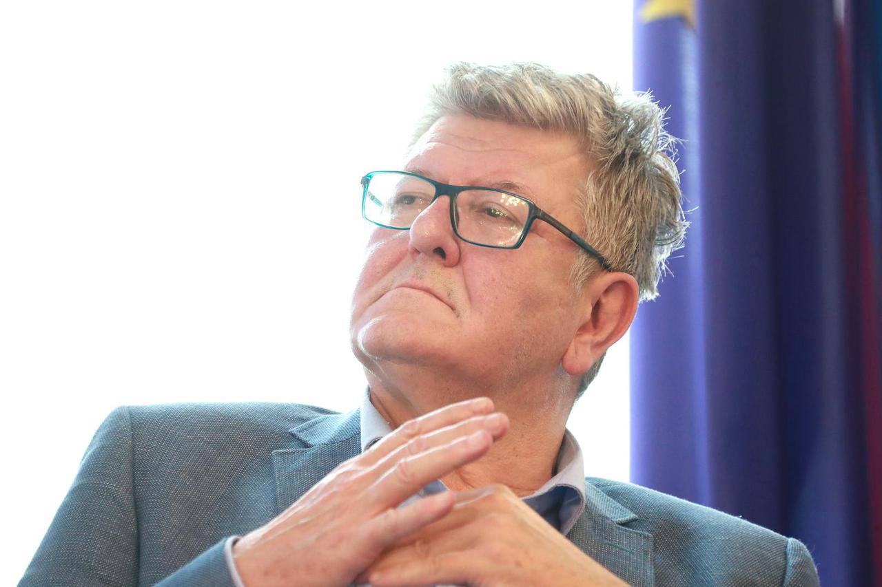 Zagreb: Tribina Liječništvo i zdravstvo - programi, rješenja, obećanja