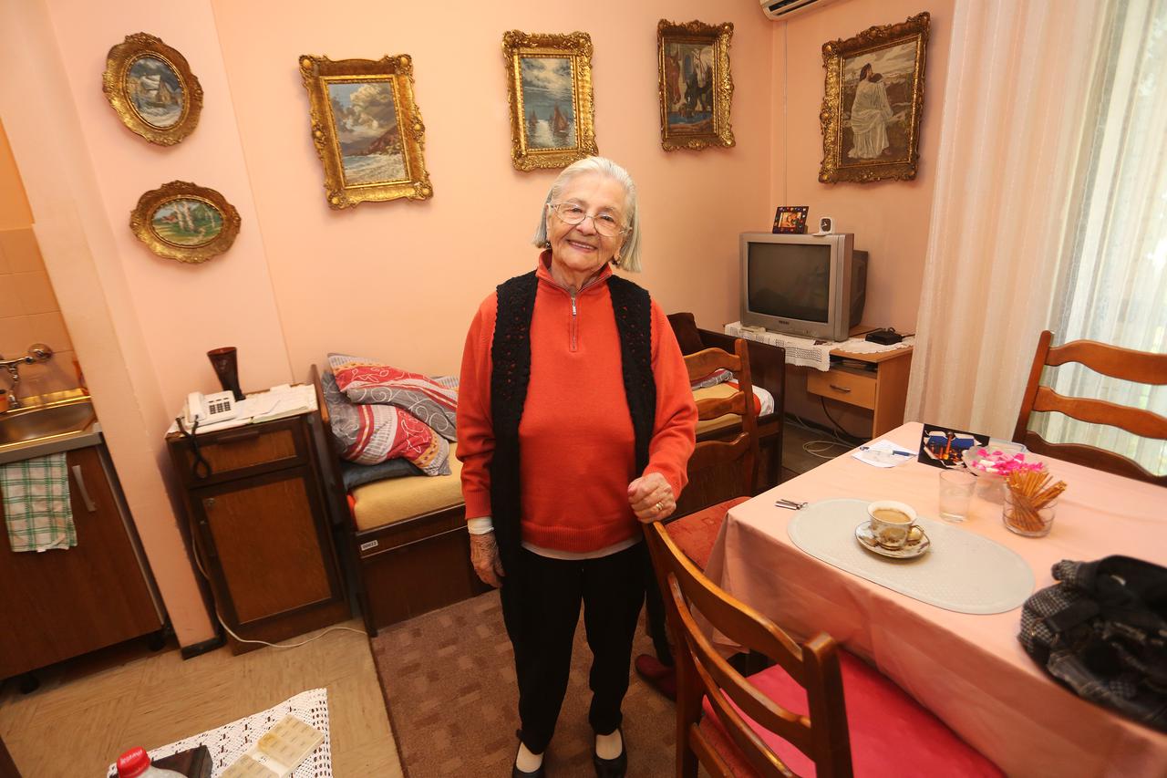 Ana Dimitrijević, Dom za starije i nemoćne u Osijeku