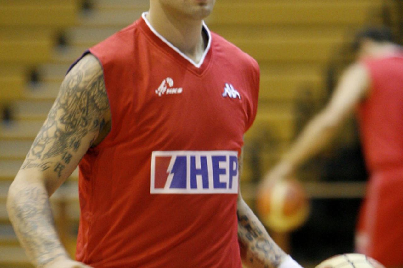 '03.09.2009., zagreb, u dvorani drazena petrovica okupila se hrvatska kosarkaska reprezentacija prije polaska na eurobasket u poljskoj. Mario Kasun. Snimio Luka Klun/VLM/PIXSELL'