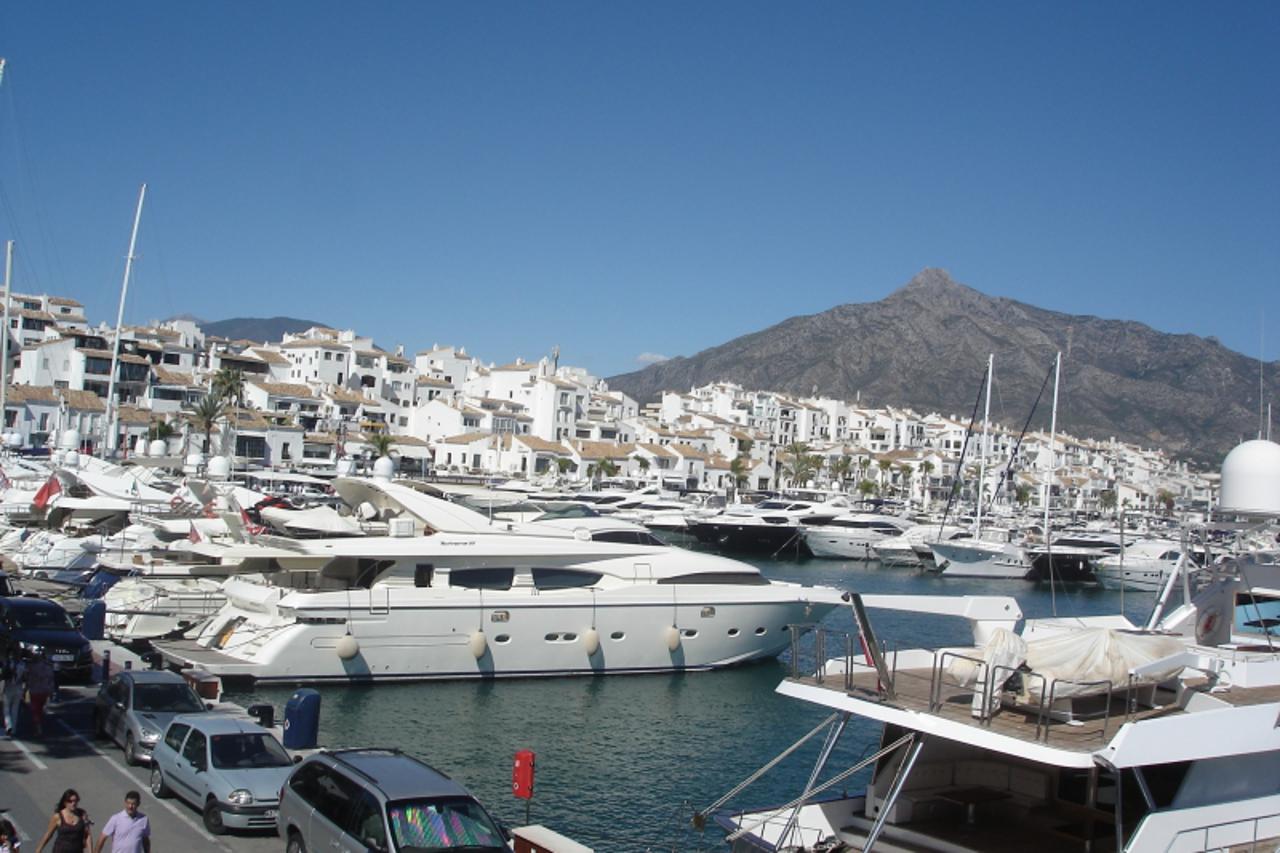 '                               '