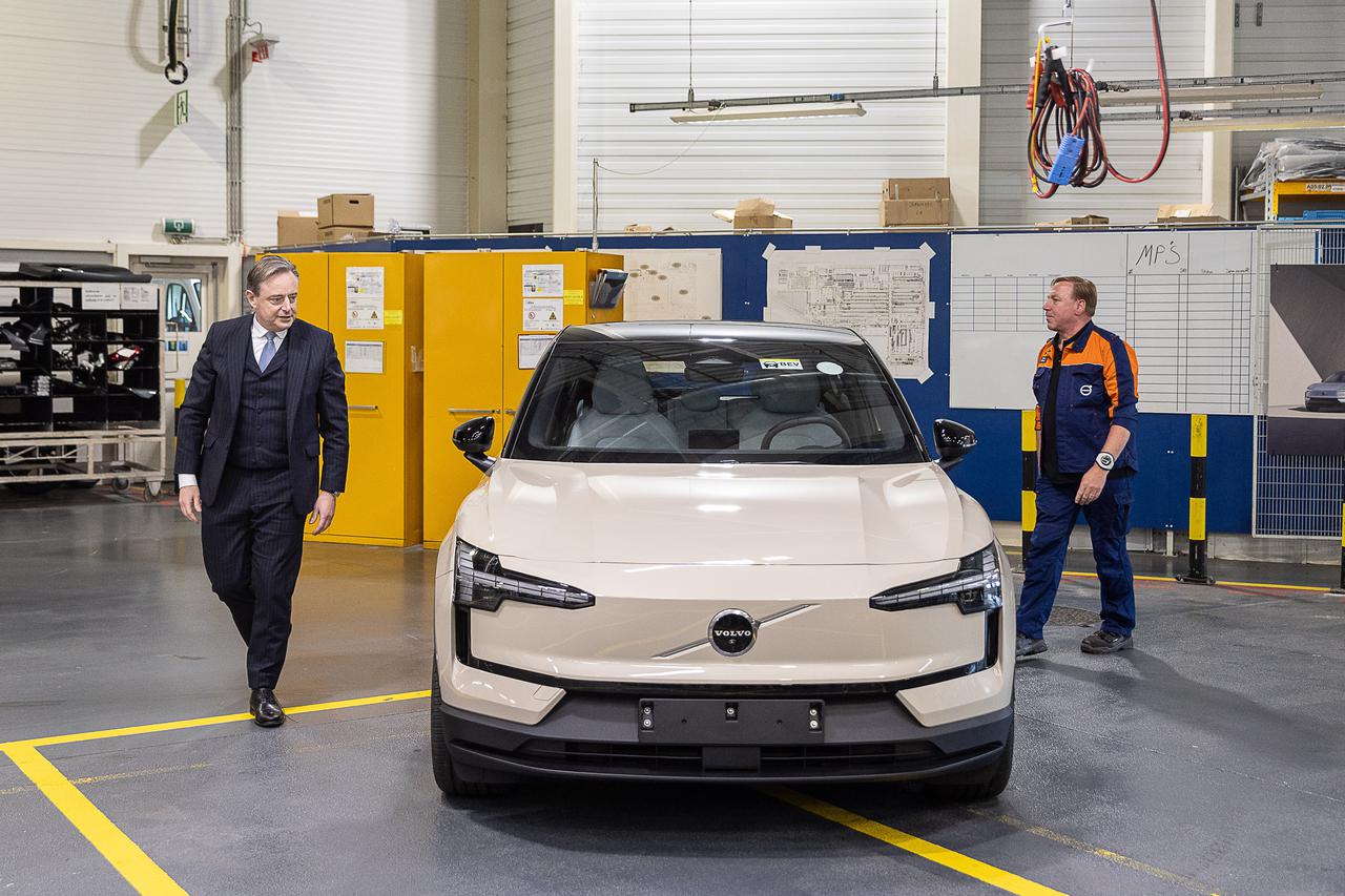 Volvo će u Belgiji proizvoditi električni automobil EX30