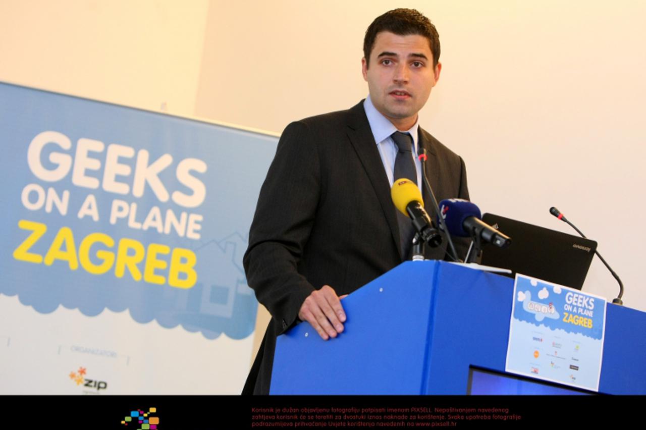 &#x27;26.09.2012., Zagreb - Tehnoloska konferencija Geeks on a plane u Green Gold centru. Davor Bernardic. Photo: Petar Glebov/PIXSELL&#x27;