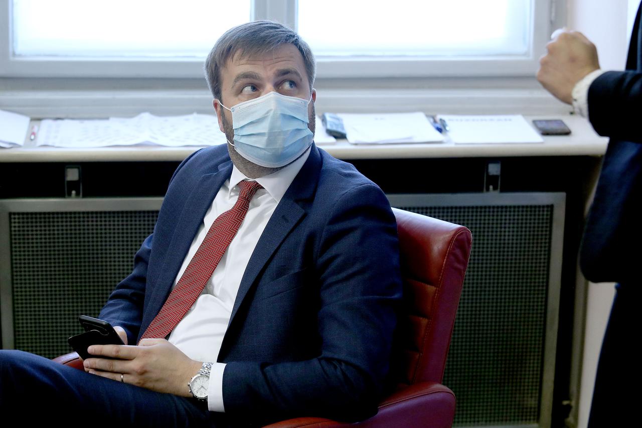 Prva sjednica Hrvatskoga sabora nastavljena predstavljanjem nove Vlade RH