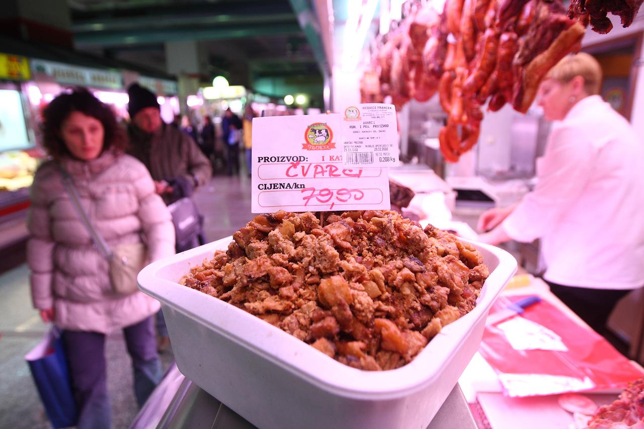 Zagreb: ?varci u mesnici Francek na Dolcu po cijeni 79,90 kn za kilogram