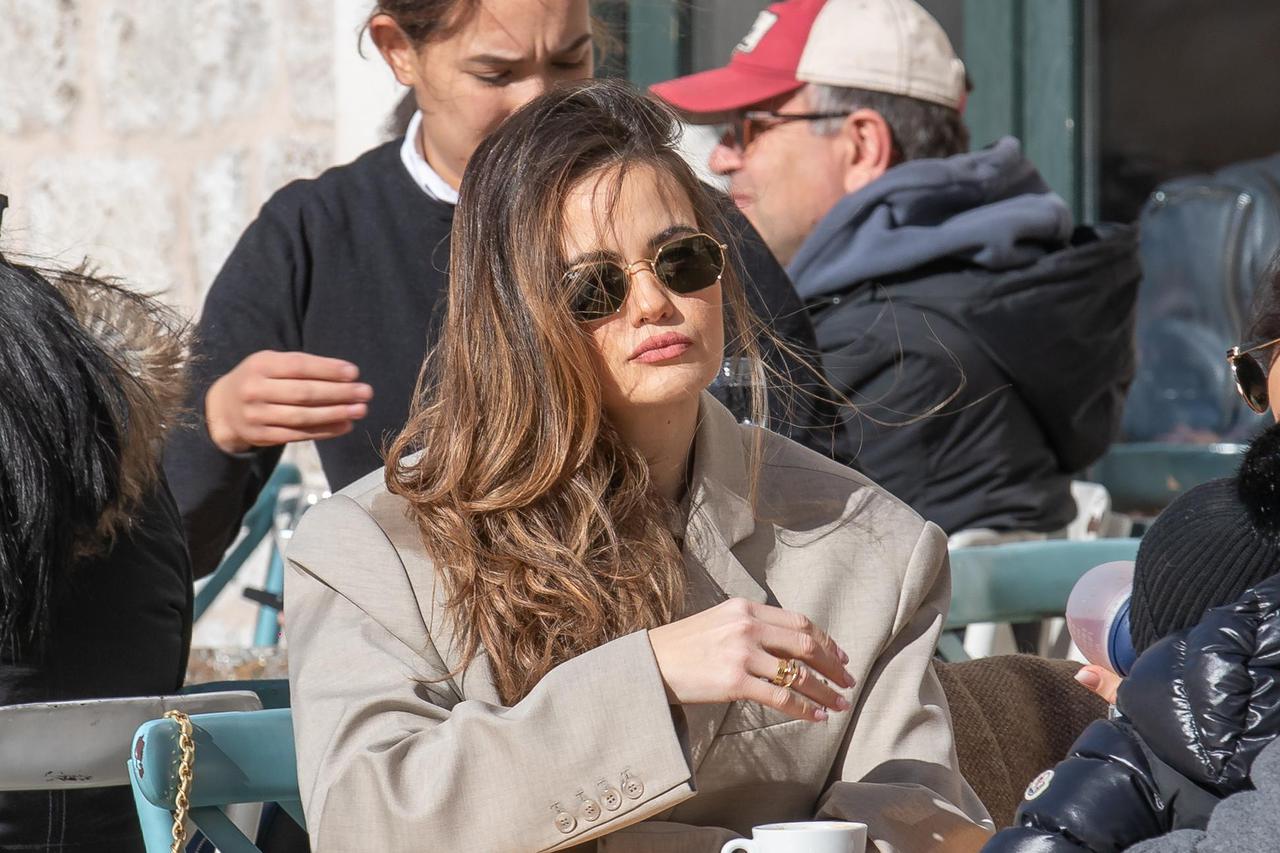 Dubrovnik: Adriana Ćaleta-Car  popila je kavu na Stradunu