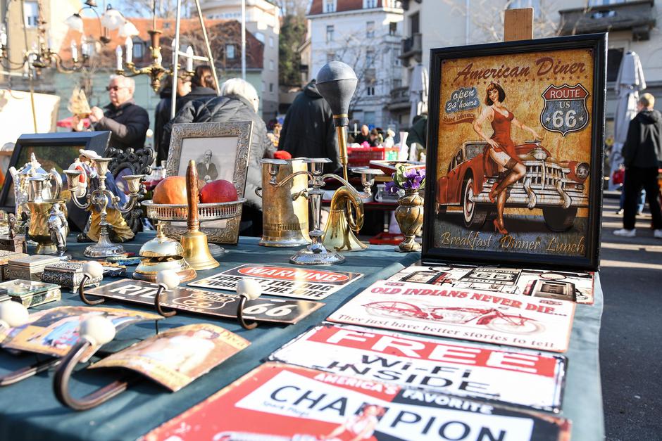 Zagreb: Sajam starina na Britanskom trgu