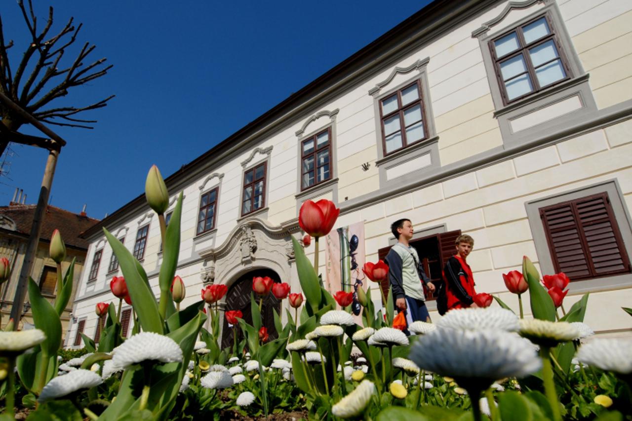 '08.04.2010., Franjevacki trg, Varazdin - Palaca Herzer u kojoj je smjesten Entomoloska zbirka koja je jedan dio Gradskog muzeja Photo: Marko Jurinec/PIXSELL'