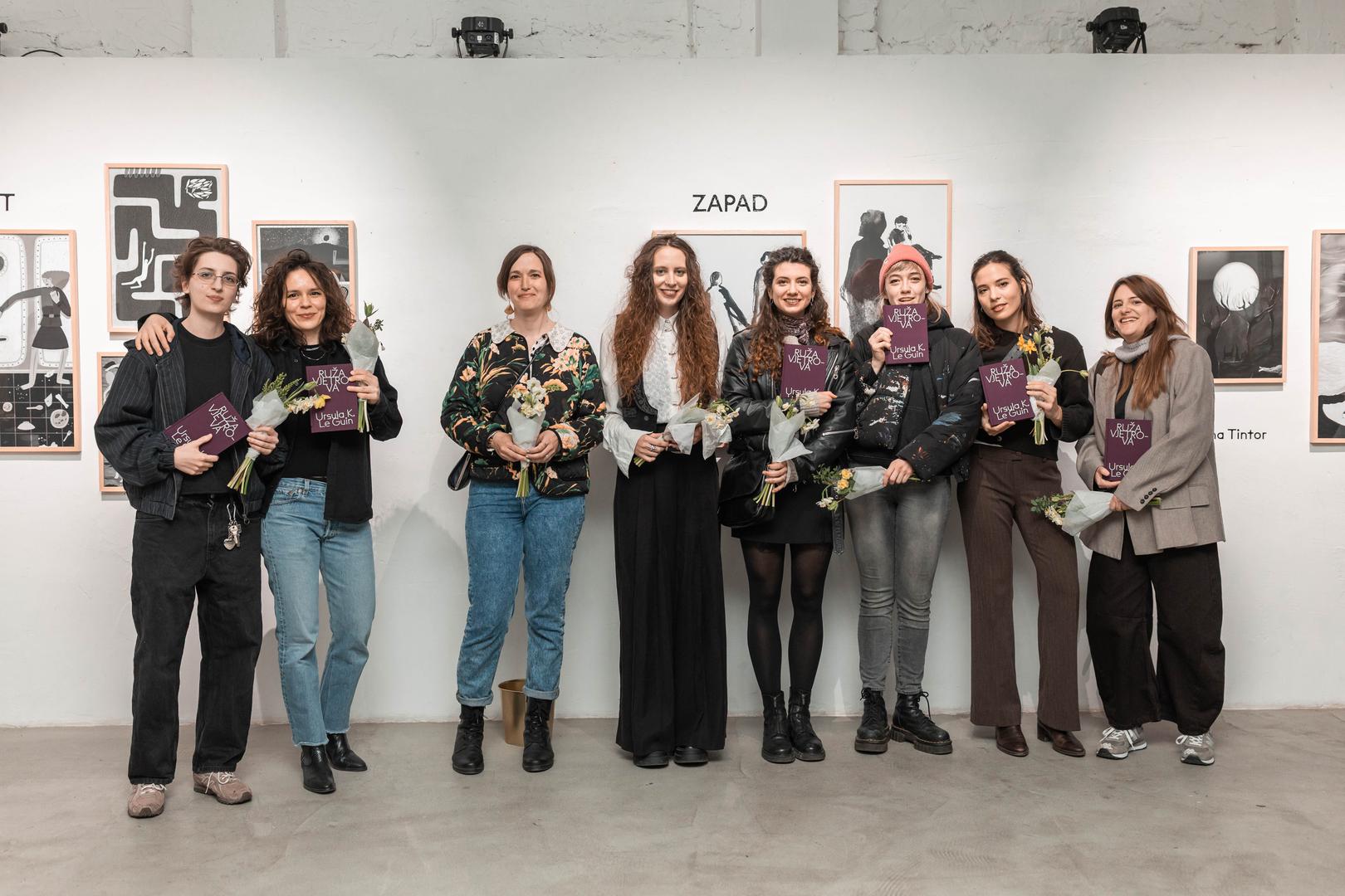 Ivana Miloš i Andrea Rudan s ilustratoricama (Agata Lučić, Laura Martinović, Daria Čičmir Marković, Klara Rusan, Klasja Habjan i Hana Tintor). Svaka umjetnica razvijala je vlastiti ciklus radova unutar jednog smjera, stvarajući kontinuirani vizualni narativ koji ne ilustrira tekst doslovno, nego ga interpretira i produbljuje