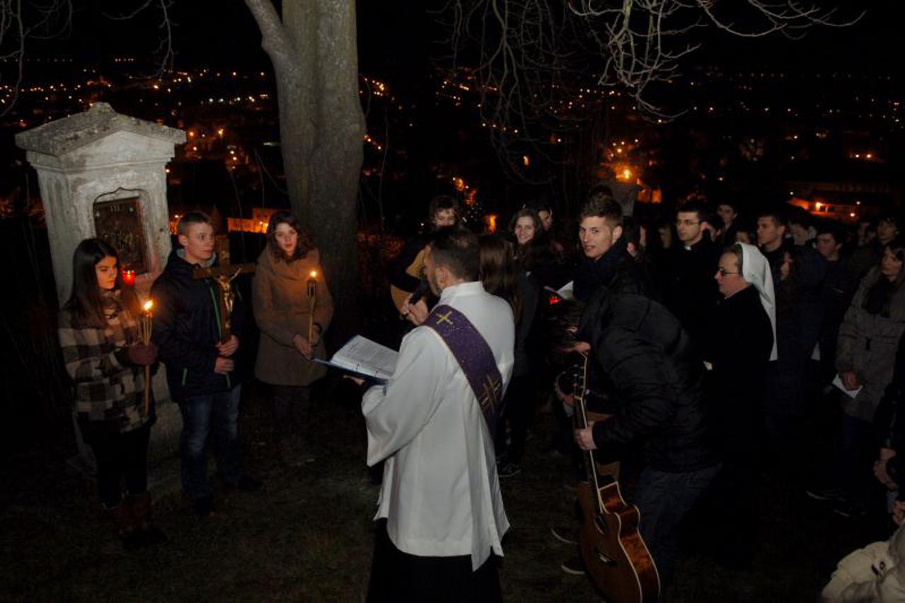 križni put Požega (1)