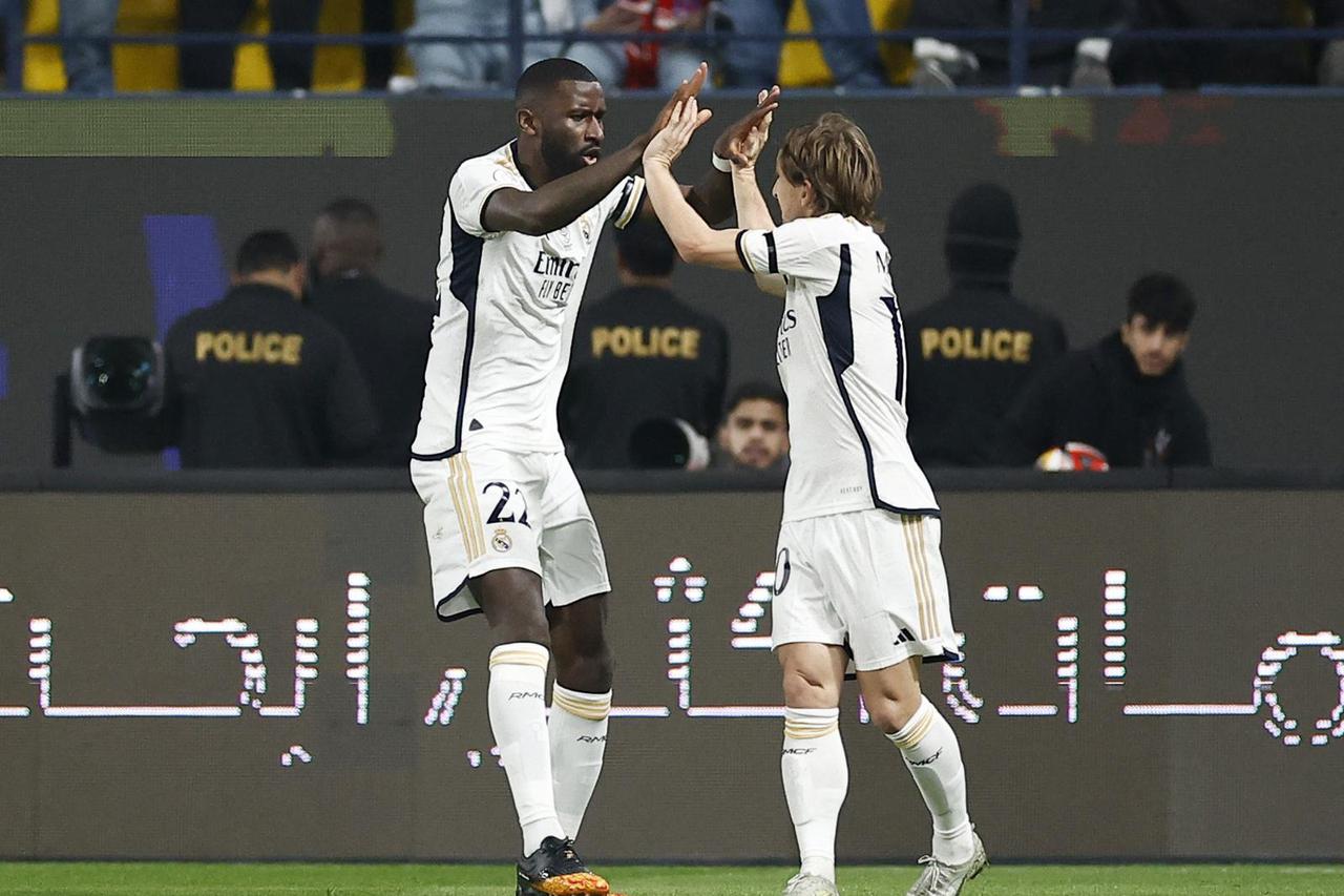 Spanish Super Cup - Semi Final - Real Madrid v Atletico Madrid