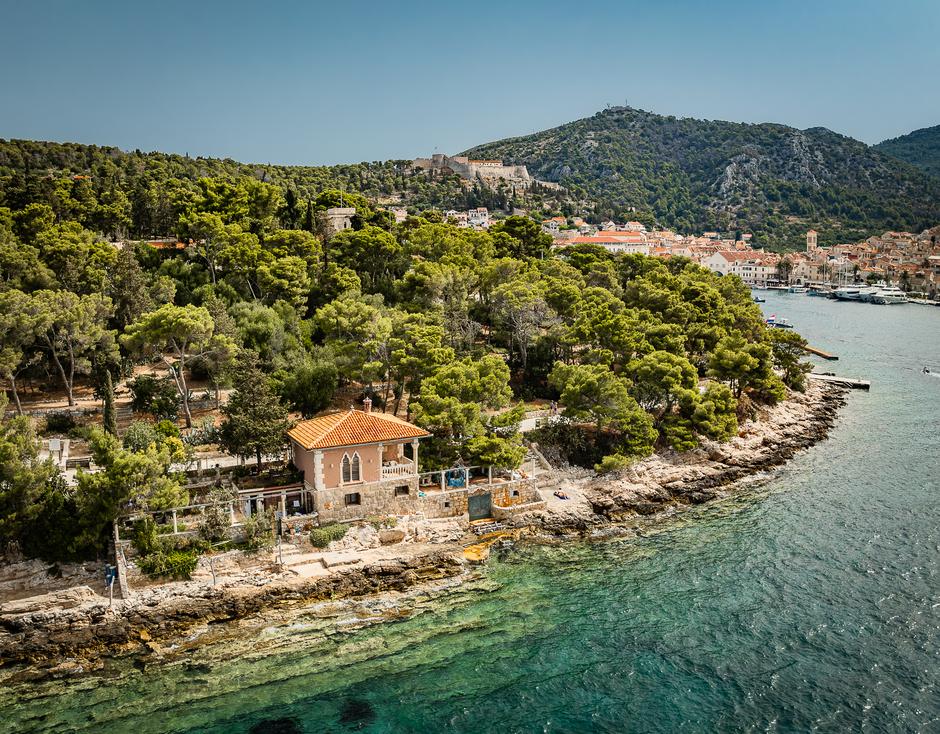 Hvar