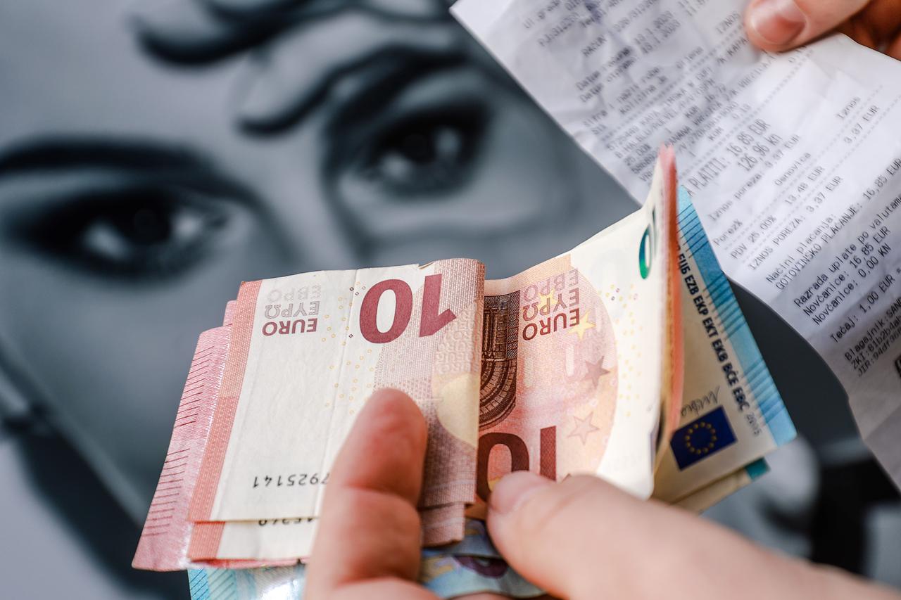 Vlada odgodila donošenje odluke o zamrzavanju cijena