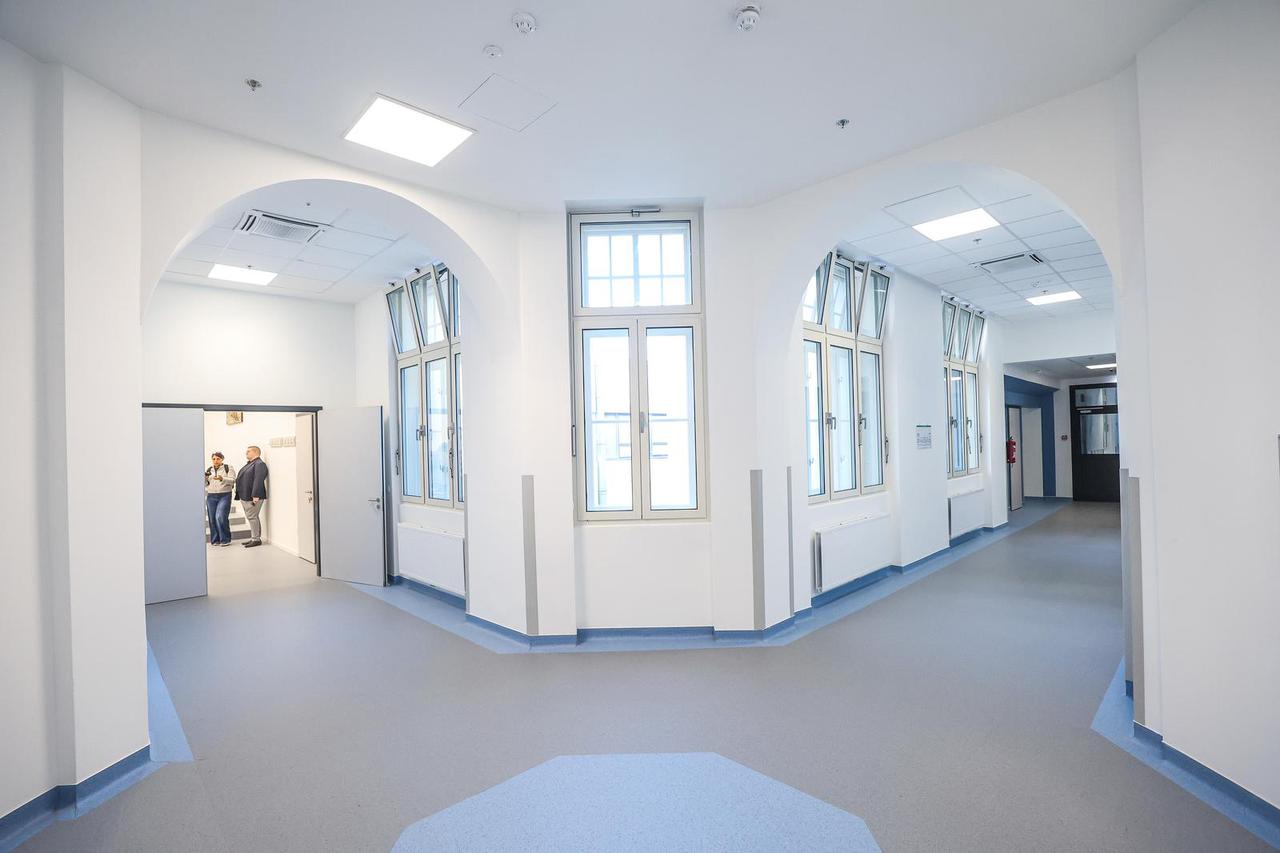 Obilazak novoobnovljenih prostora Klinike za ženske bolesti i porode KBC-a Zagreb