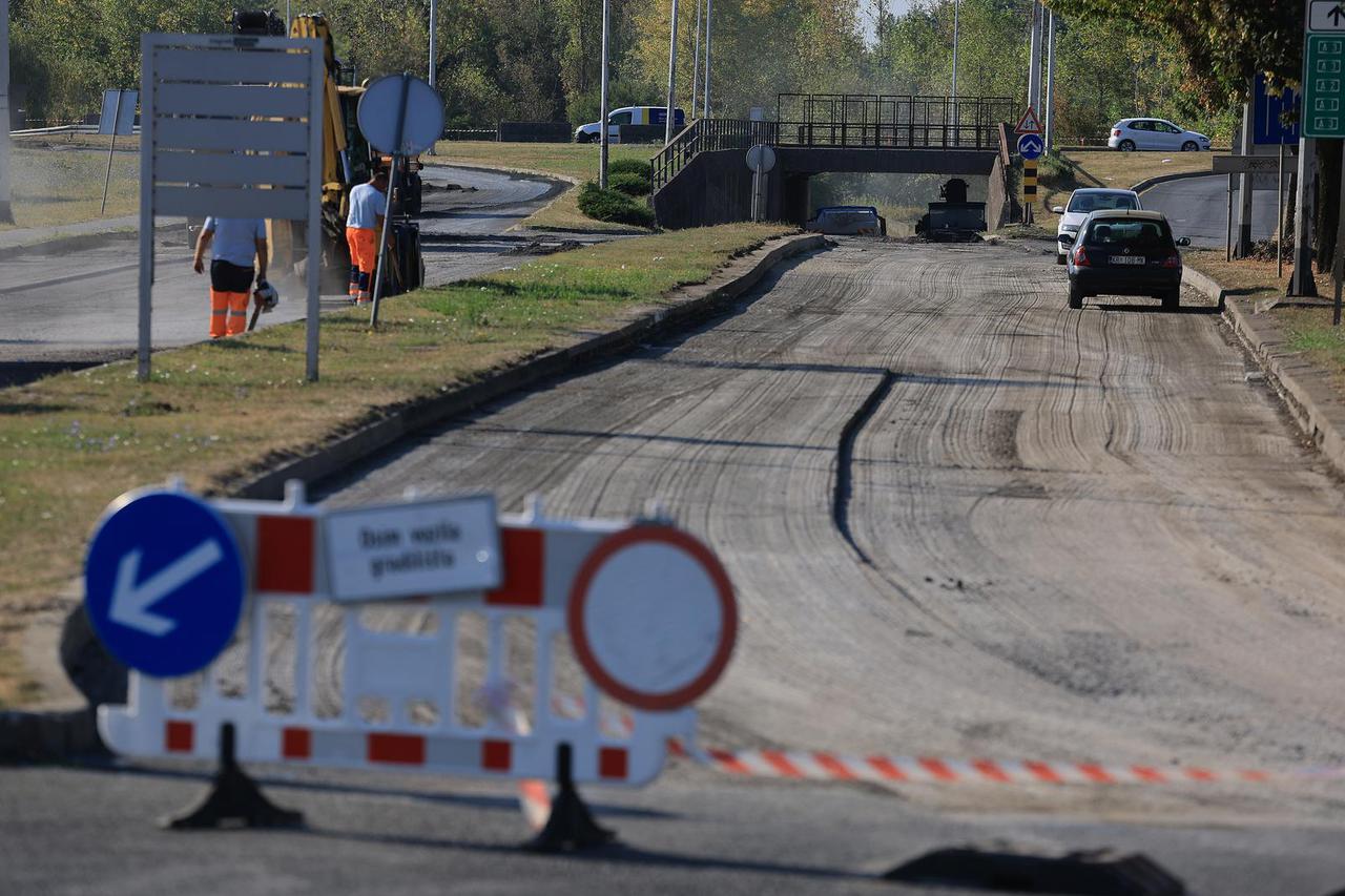 Zagreb: Zbog radova na podvožnjaku zatvorena Ulica Velimira Škorpika u oba smjera