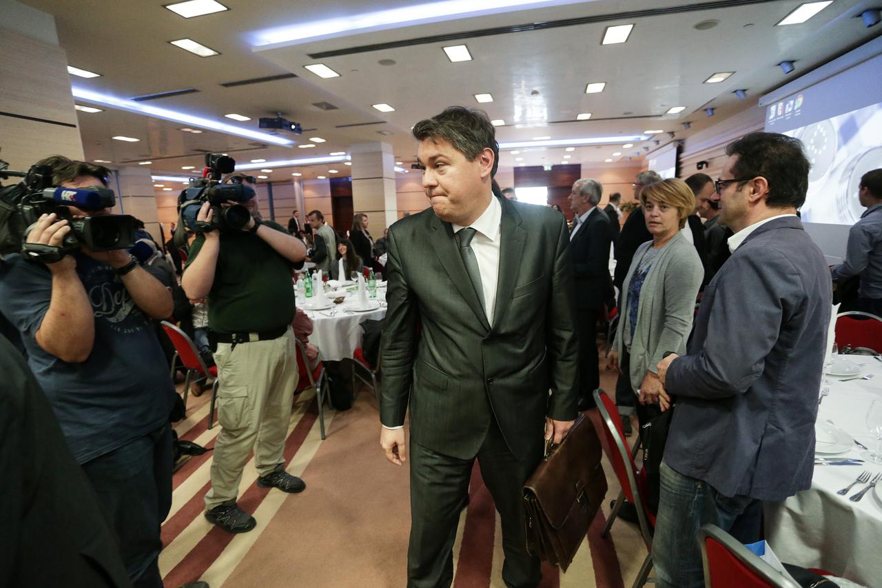 20.10.2014., Zagreb - Boris Lalovac na radnom rucku s Hrvatskom udrugom poslodavaca i Hrvatskom udrugom malih i srednjih poduzetnika.   