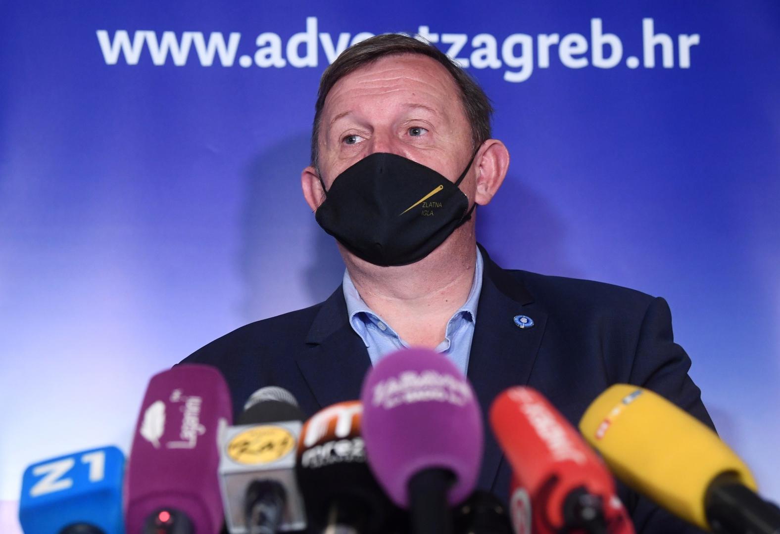 10.11.2020., Zagreb - Gradonacelnik Milan Bandic sa suradnicima odrzao konferenciju za medije na temu odrzavanja manifestacije Advent u Zagrebu u uvjetima pandemije koronavirusa. Uz gradonacelnika, javnosti se obratila i direktorica Turisticke zajednice grada Zagreba Martina Bienenfeld, ravnatelj Nastavnog zavoda za javno zdravstvo Dr. Andrija Stampar dr. Zvonimir Sostar.Photo: Marko Lukunic/PIXSELL