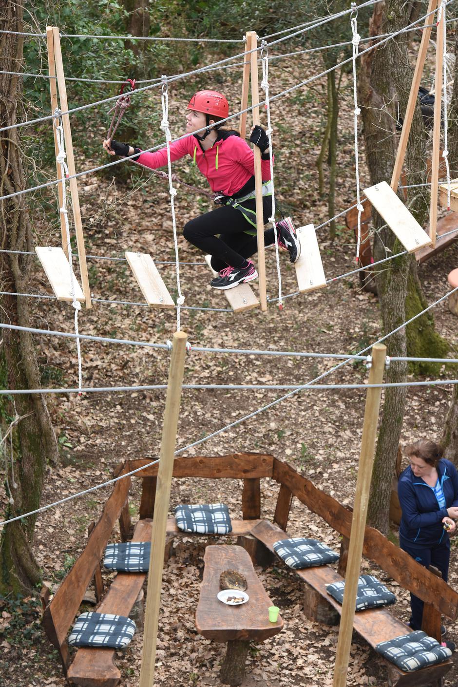 Medulin: Adrenalinski park u hrastovoj šumi