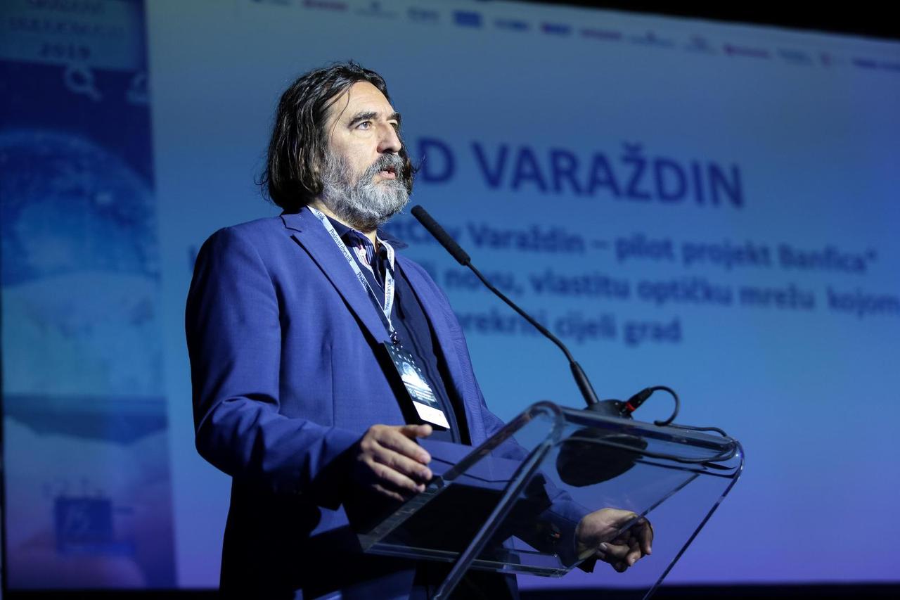 Zagreb: Konferencija "Pametni gradovi"