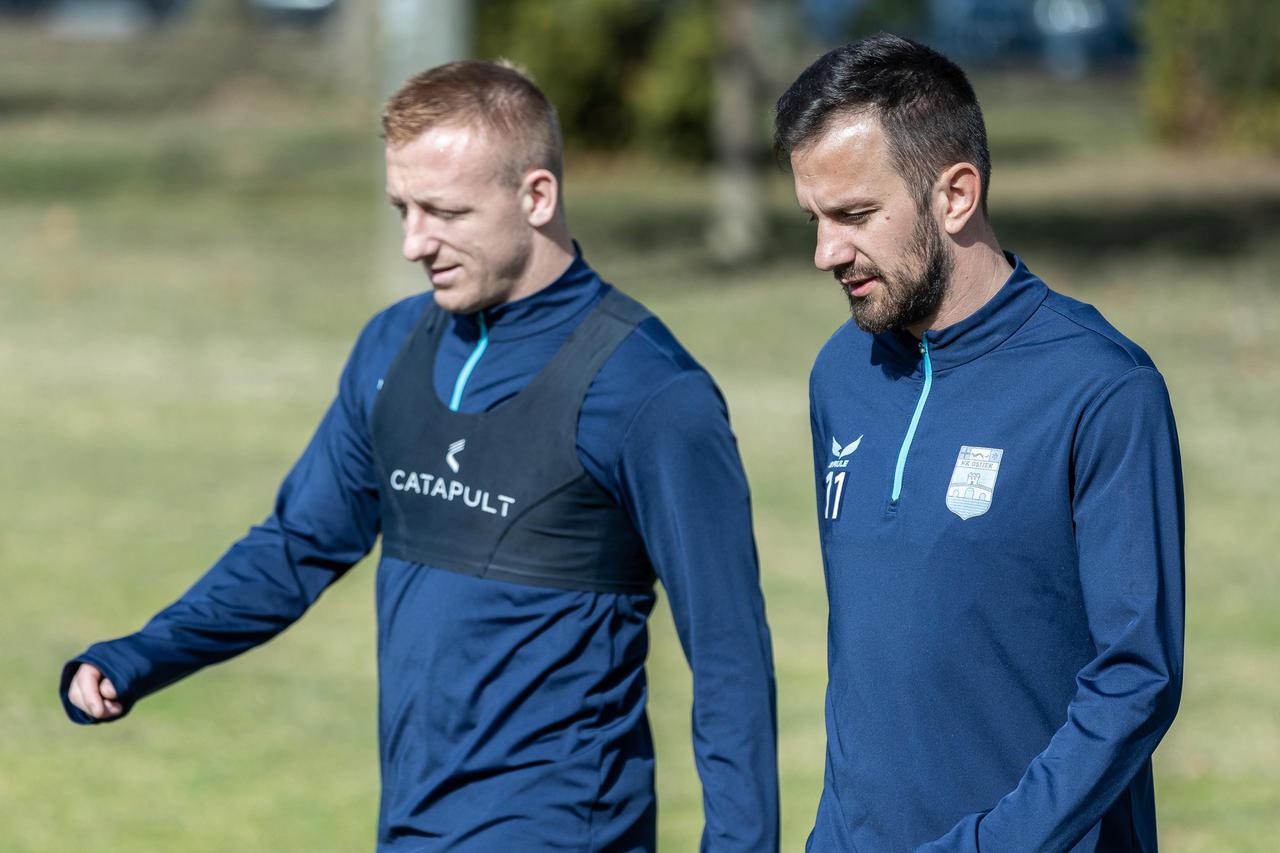 Osijek: Nogometaši NK Osijek odradili trening na stadionu Gradski vrt