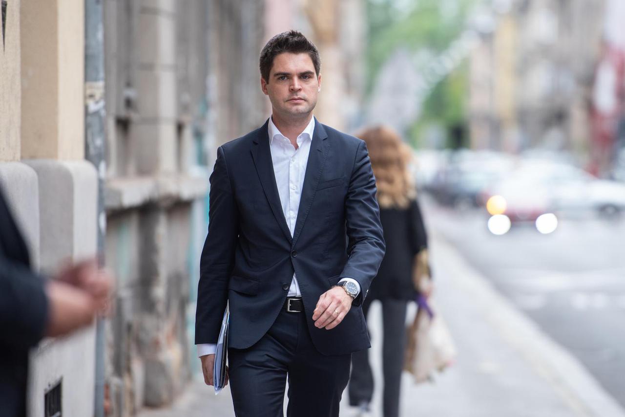 Zagreb: Dolazak članova HDZ-a na  sjednicu Šireg predsjedništva