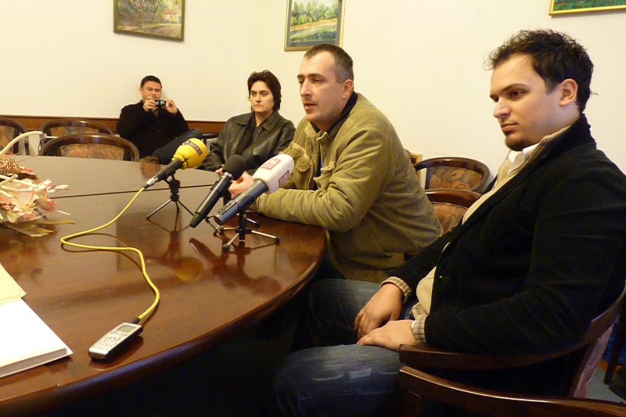 \'ekotersus1_anp_sis_280111\'