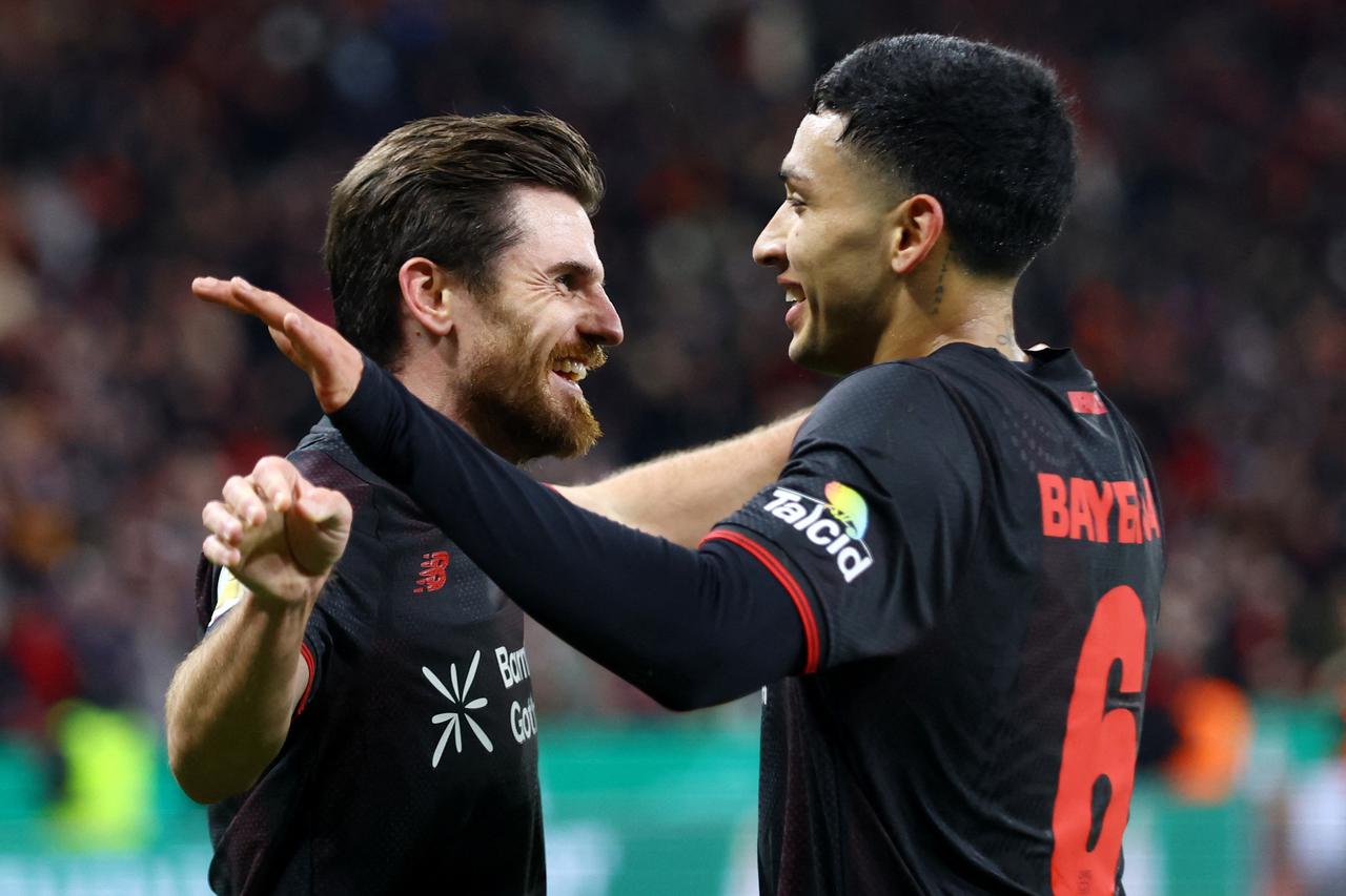 DFB Cup - Quarter Final - Bayer Leverkusen v St. Pauli