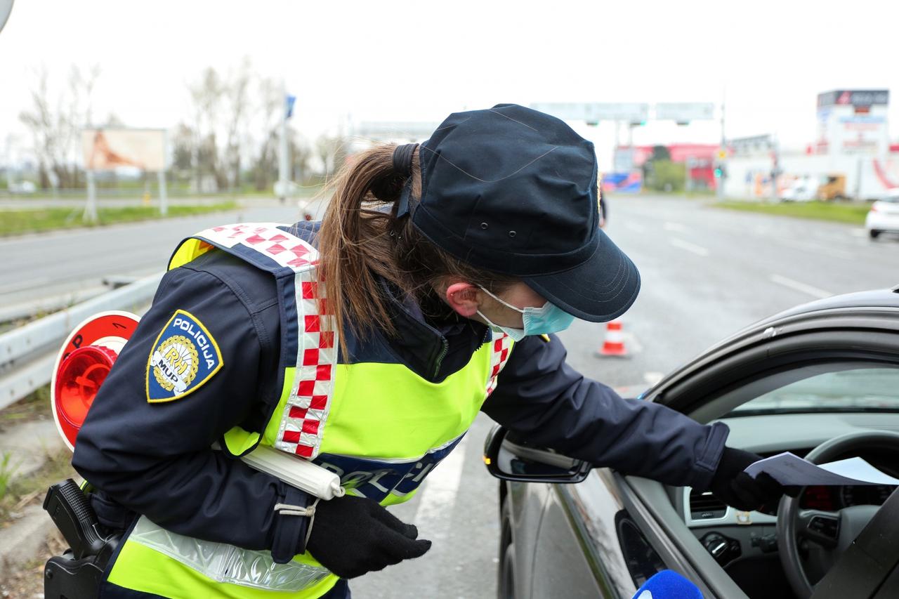 Policija u Zagrebu na Jadranskoj aveniji