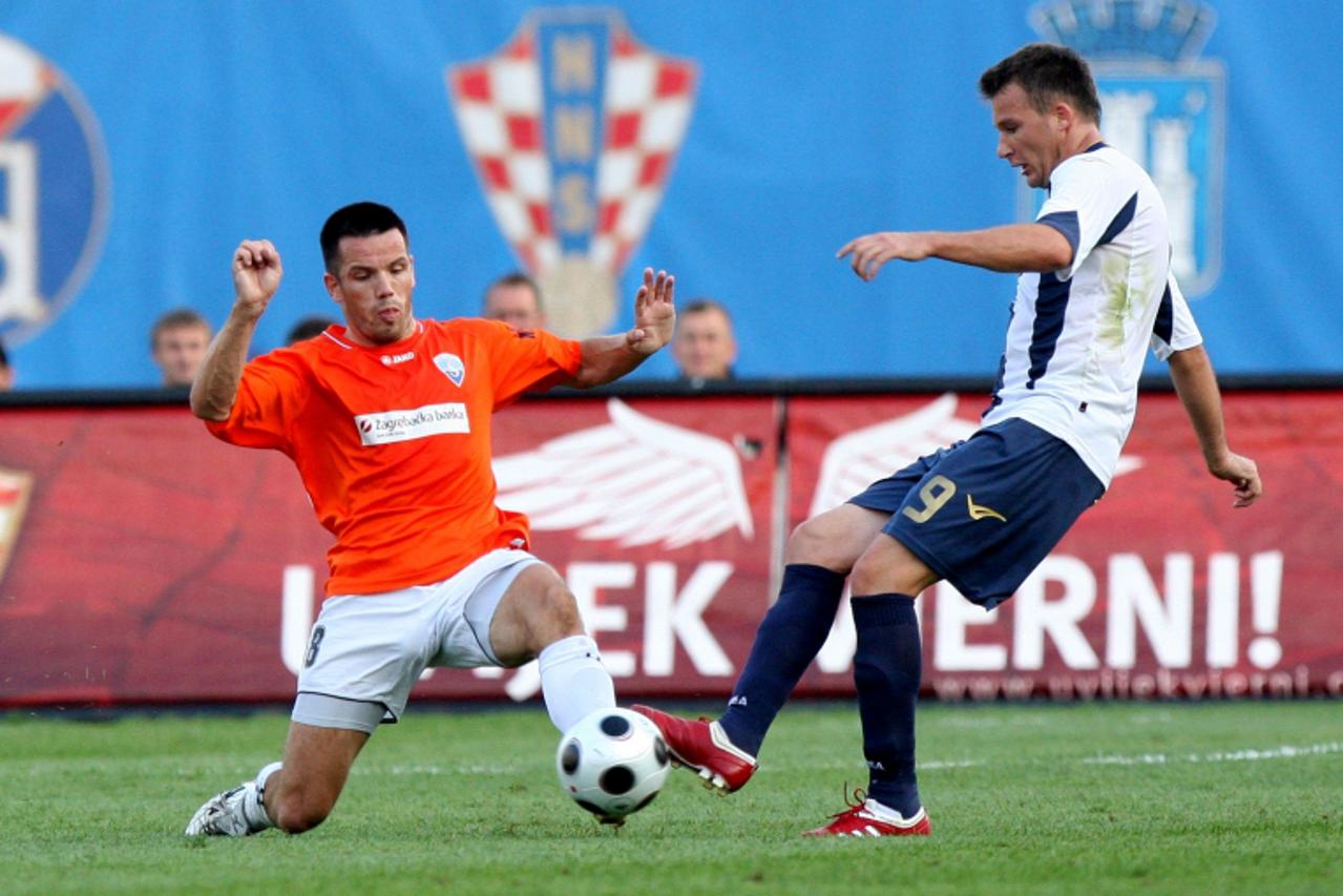 '12.09.2009., zagreb, utakmica 1. hnl izmedju lokomotive i sibenika. nino bule (9) i ivan elez (8).Snimio Luka Klun/VLM/PIXSELL'